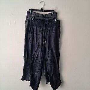 Lululemon Dance Studio Mid-Rise Pant Short Grey Women's Size 8